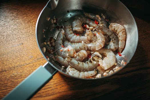 Chili Garlic Prawn Stir-Fry , 15-Minute Spicy Prawns