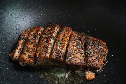 Pepper-Crusted Salmon , Bold Black Pepper Salmon Fillet